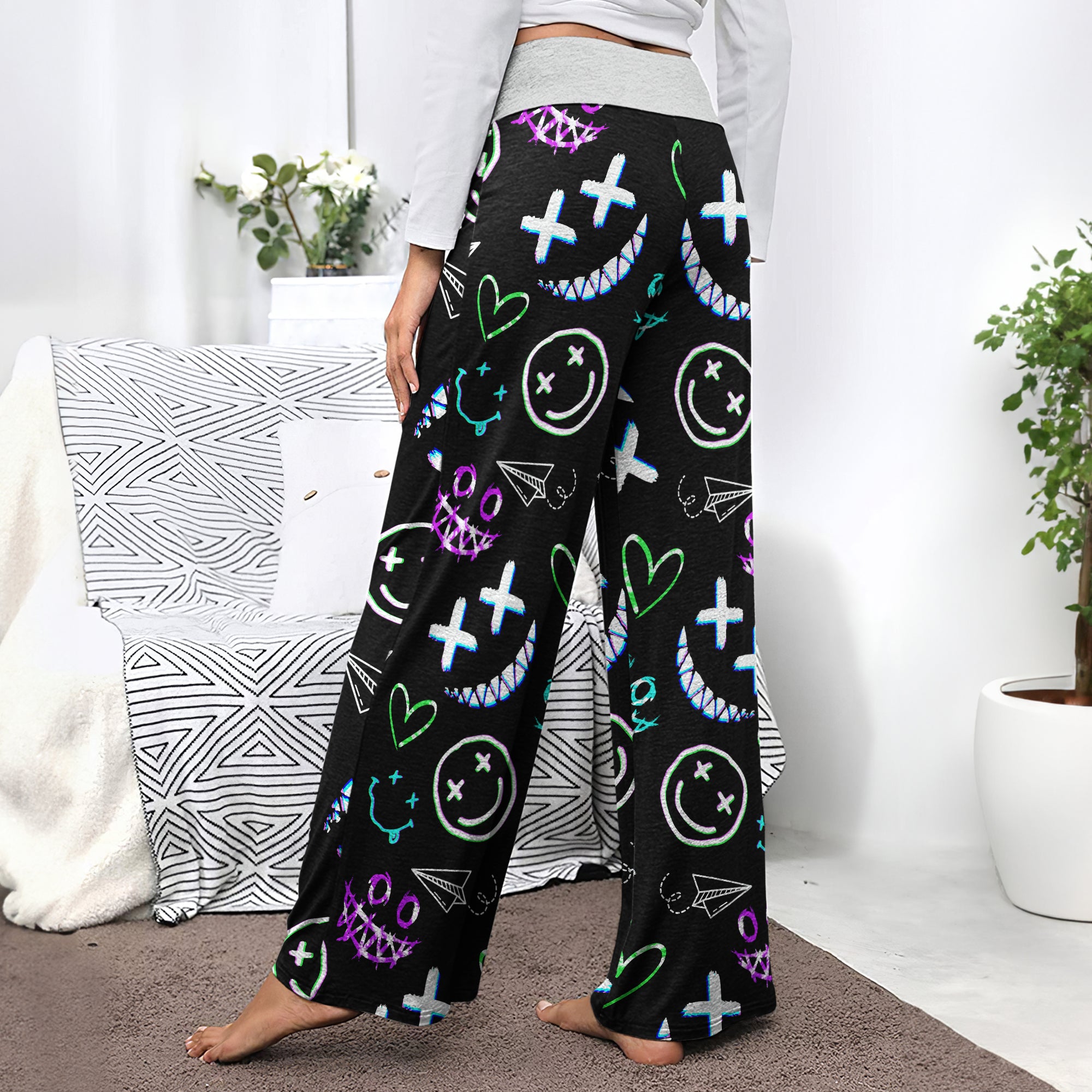 Pastel Emo Pattern Women's High-waisted Wide Leg Pants | Wonder Skull