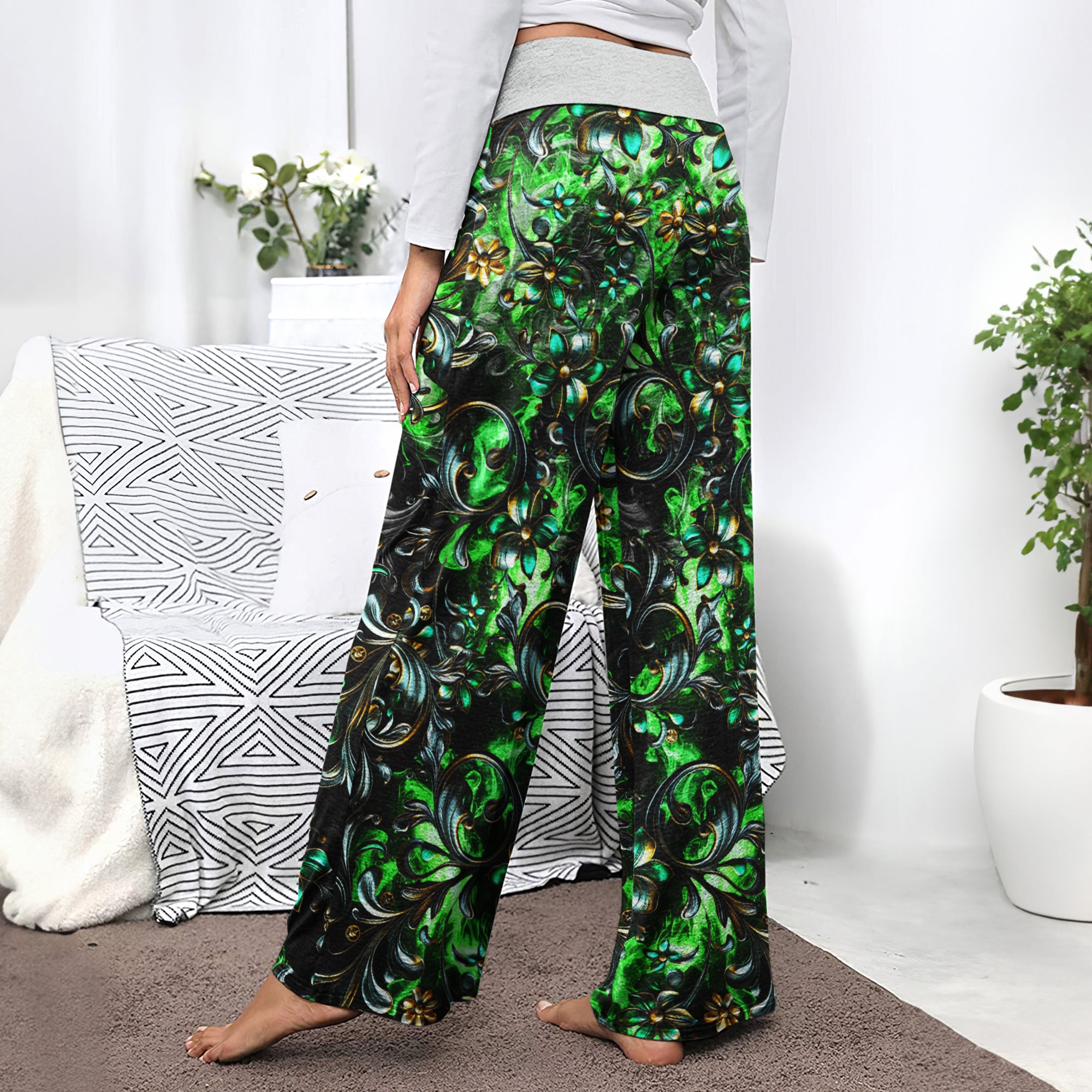 Green Filigree Skull Art Women's High-waisted Wide Leg Pants | Wonder Skull