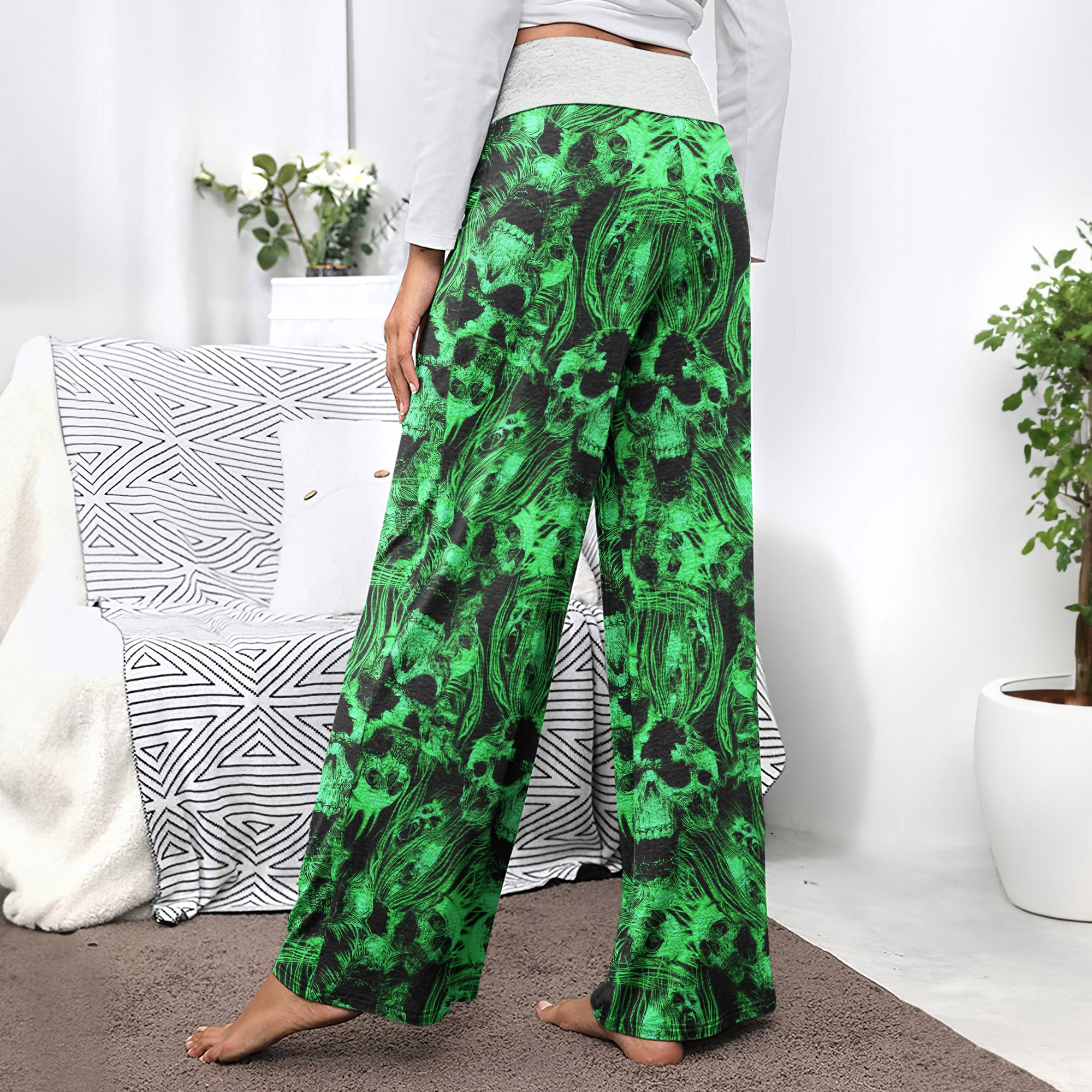 Green Skull Ghost Scared Women's High-waisted Wide Leg Pants | Wonder Skull