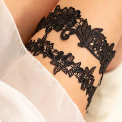 Black Lace Garter