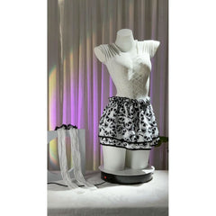 Chic and Playful Gothic Skull Nightgown Lingerie in Black and White – Your Fashion Statement!"