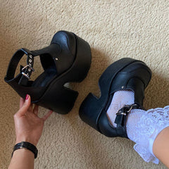 Gothic Chunky High Heel, Coolest Shoes For Women - Wonder Skull