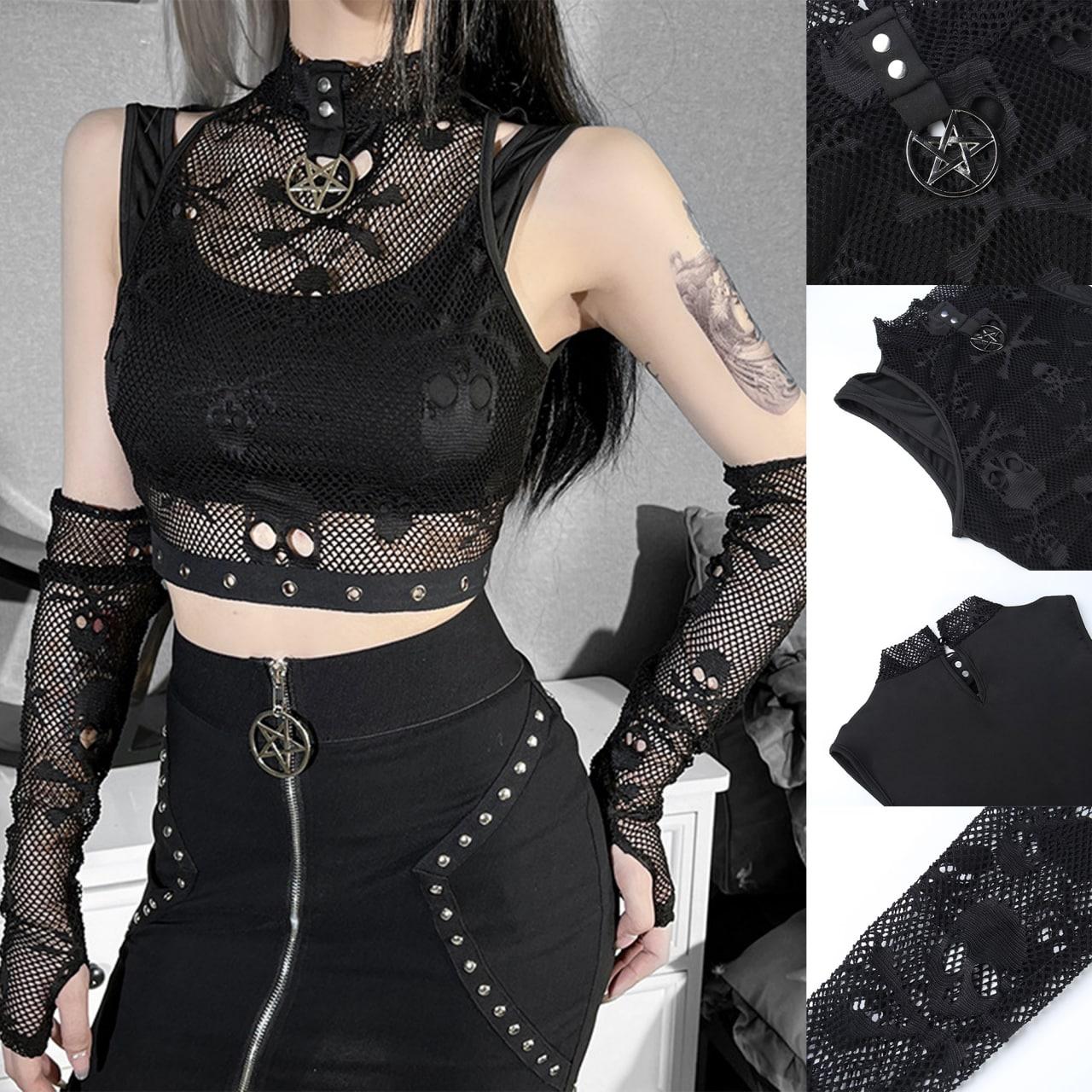 Gothic Skull Printed Tee Top, Cool Fishnet Sleeve For Women - Wonder Skull