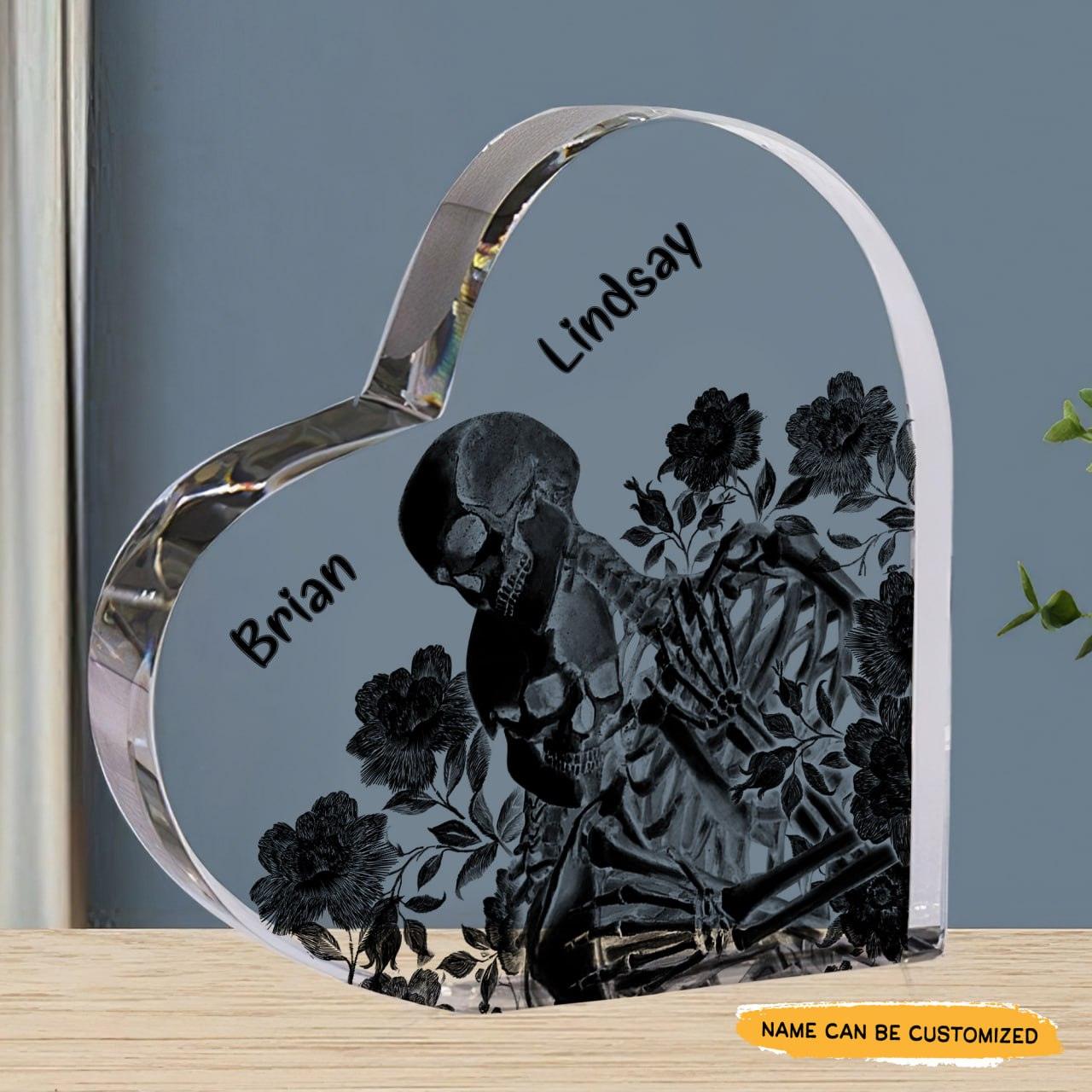 Hug You Forever - Customized Skull Couple Crystal Heart Anniversary Gifts - Wonder Skull