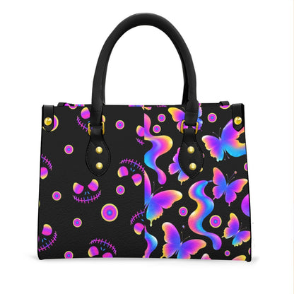 Wonder Skull structured tote bag solves the "I can't find anything in my bag" problem. The roomy interior fits your tablet, phone, wallet, water bottle, umbrella, and cosmetics — without the overstuffed look. Multiple interior pockets keep everything organized, so you're never digging around at checkout. Reinforced rivet corners and quality metal hardware ensure the bag holds up to daily use. Whether you're heading to work, running errands, or catching a flight, this tote keeps you looking put-together.