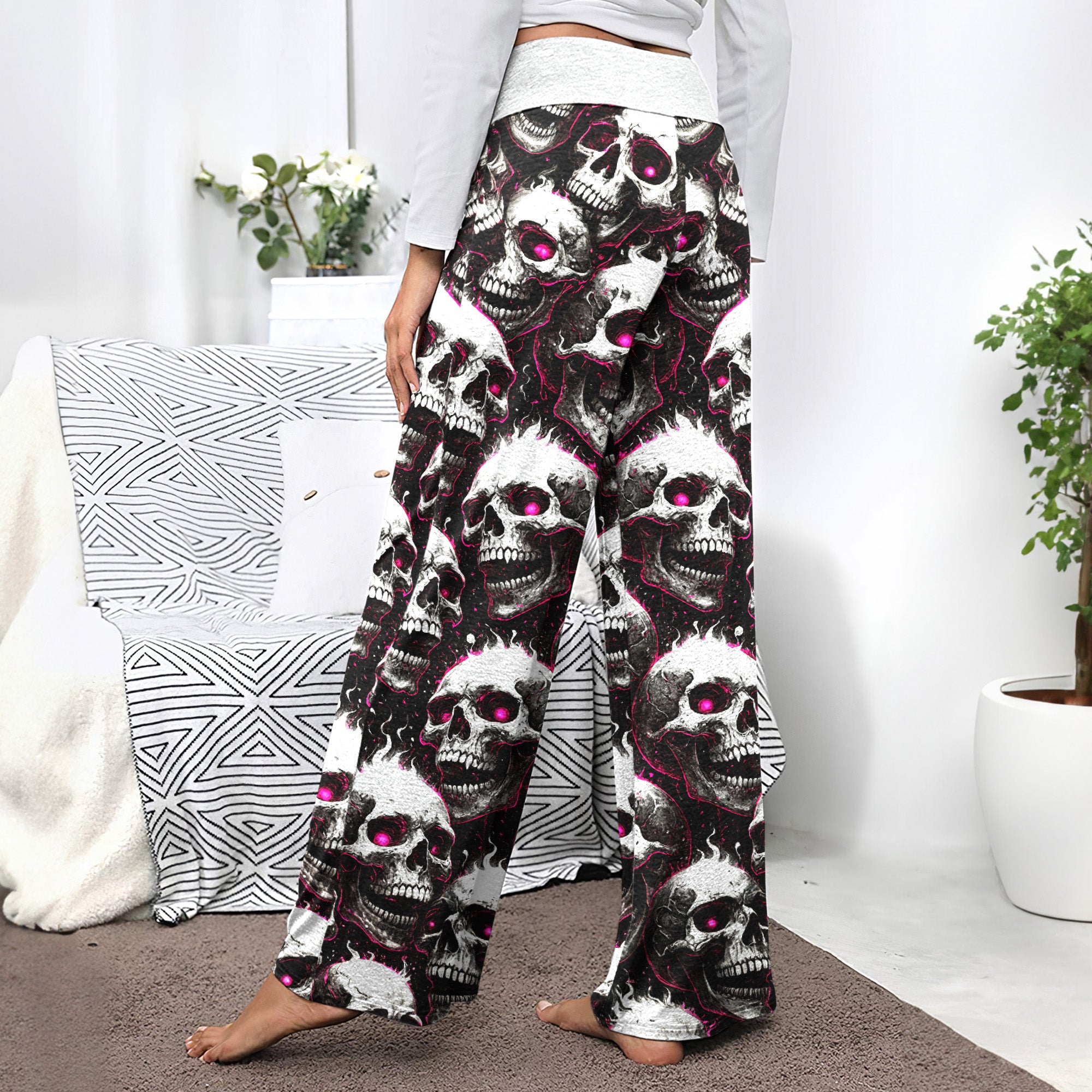 Fiery Skull Pink Eyes Women's High-waisted Wide Leg Pants