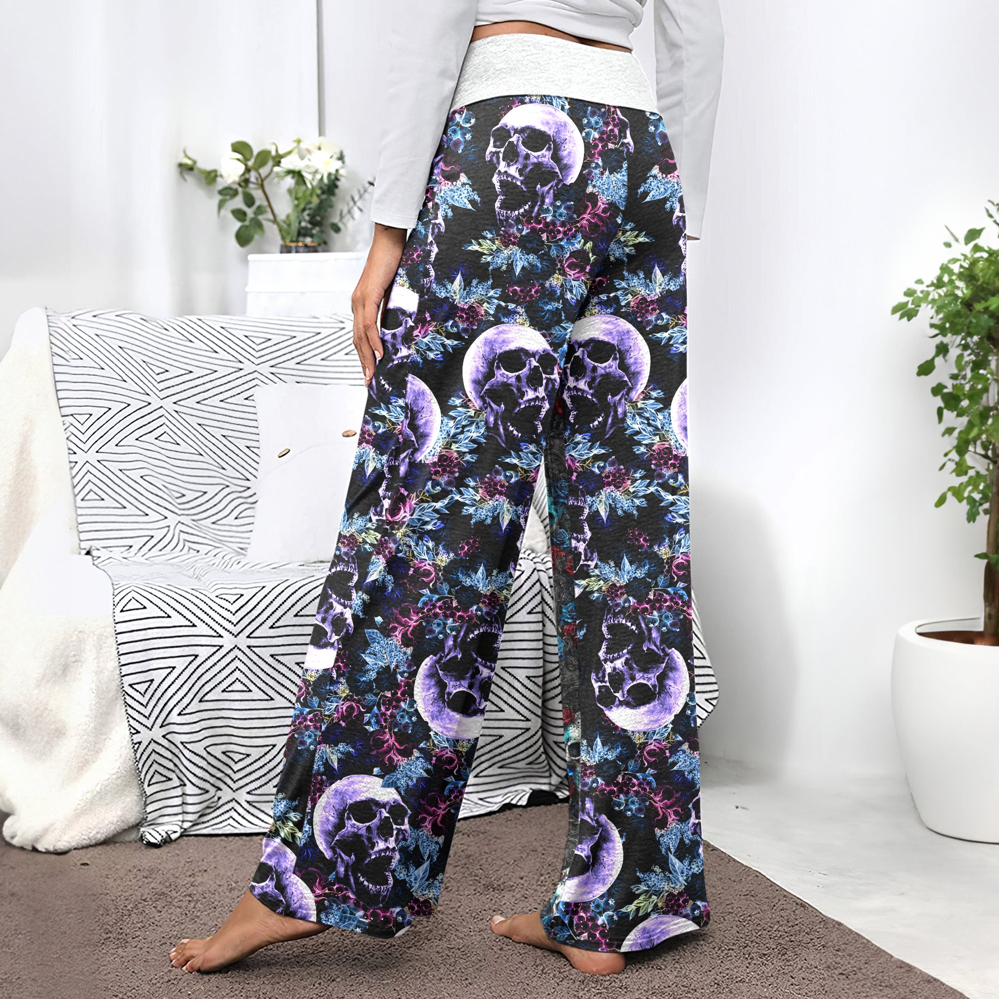 Violet Grunge Floral Skull Women's High-waisted Wide Leg Pants