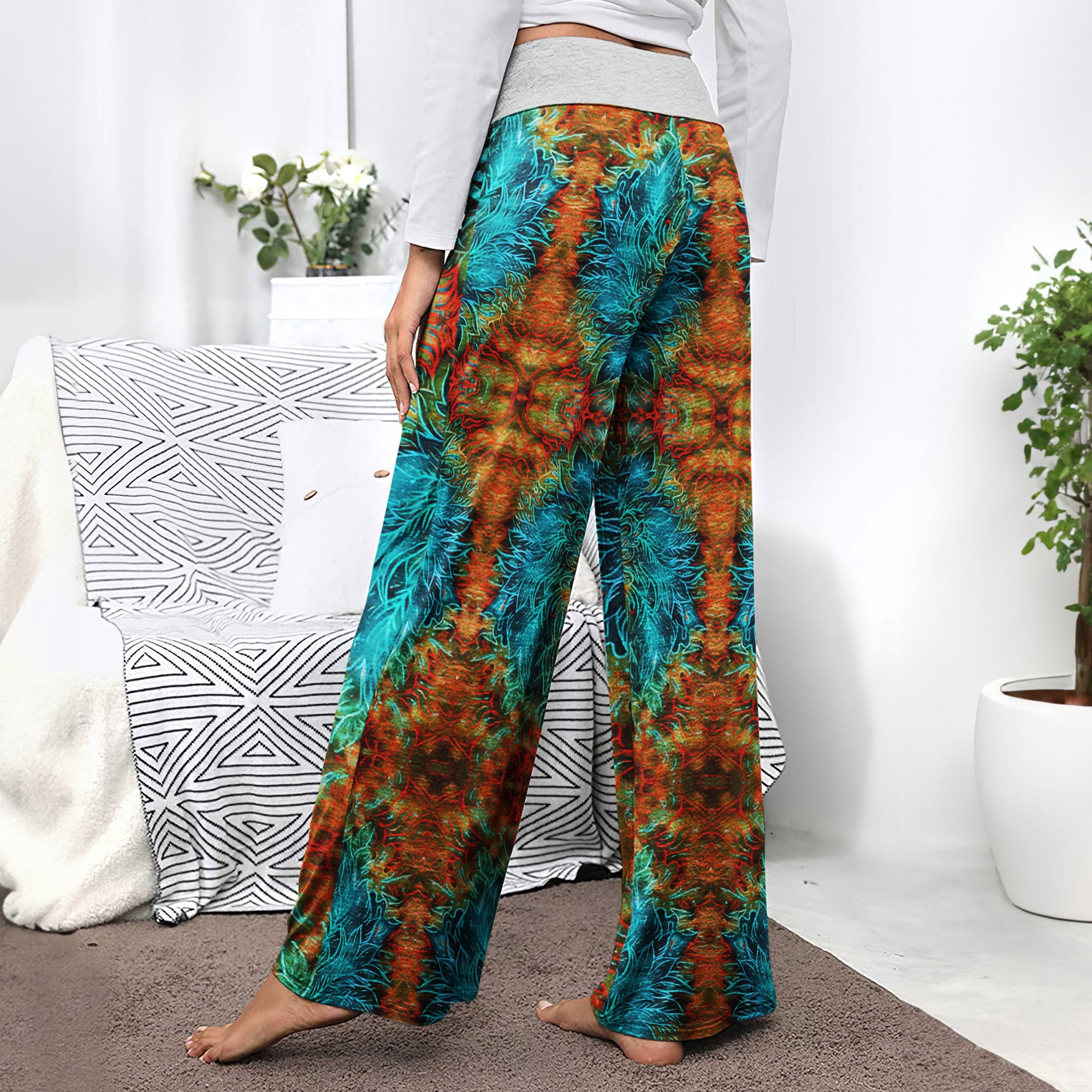 Abstract Leaf Artwork Women's High-waisted Wide Leg Pants