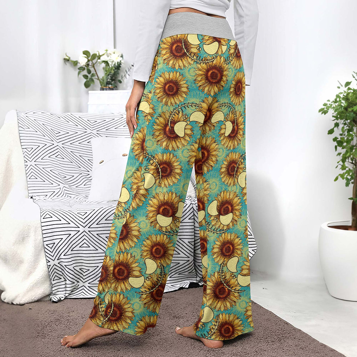 Dark Floral Smile Women's High-waisted Wide Leg Pants