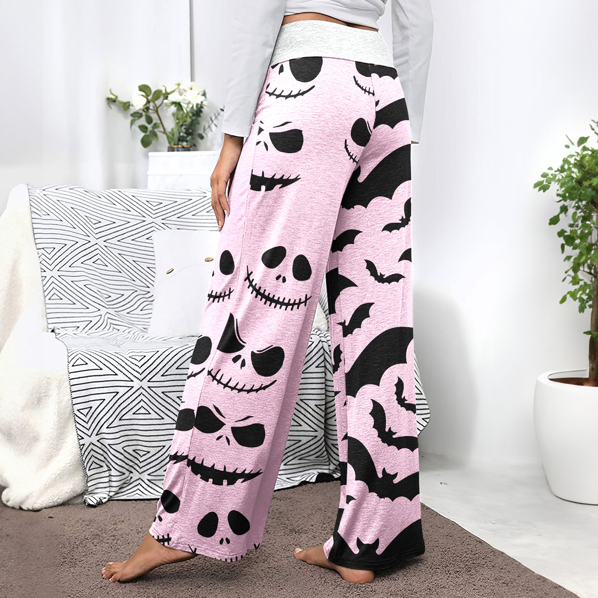 Blush & Bats Pattern Women's High-waisted Wide Leg Pants