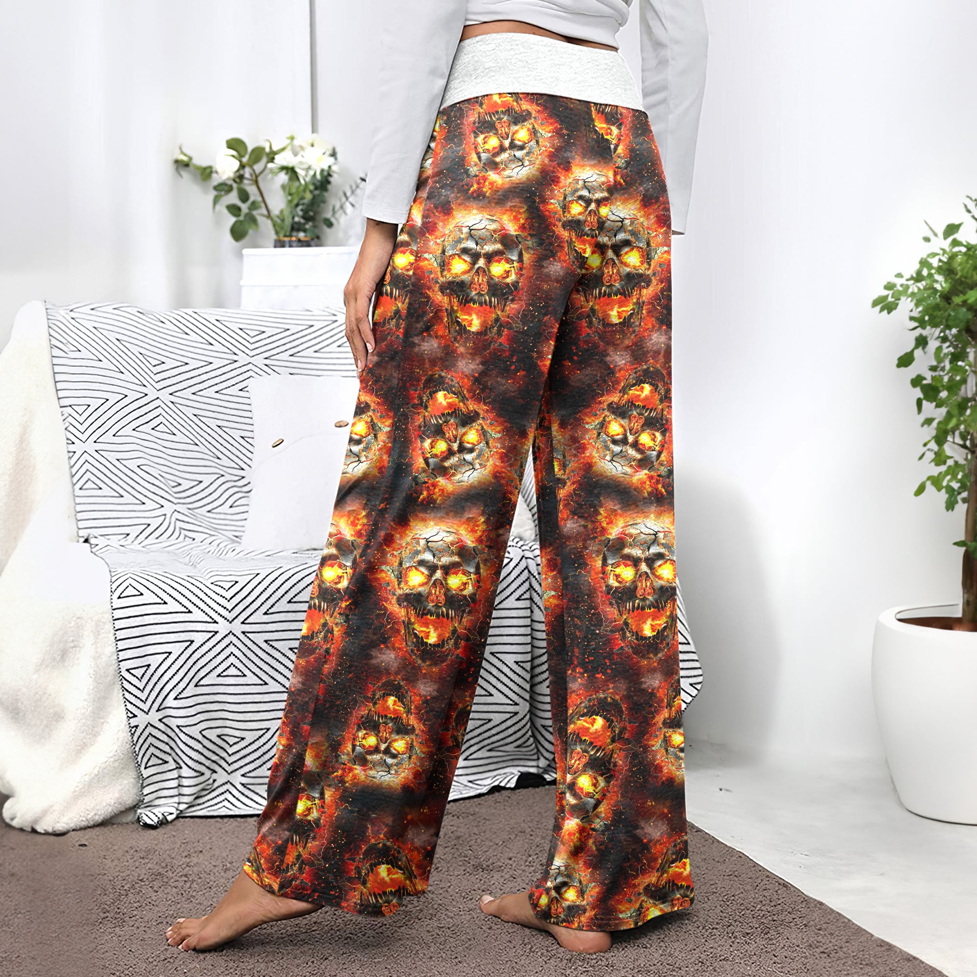 Hellfire Scorch Skulls Pattern Women's High-waisted Wide Leg Pants