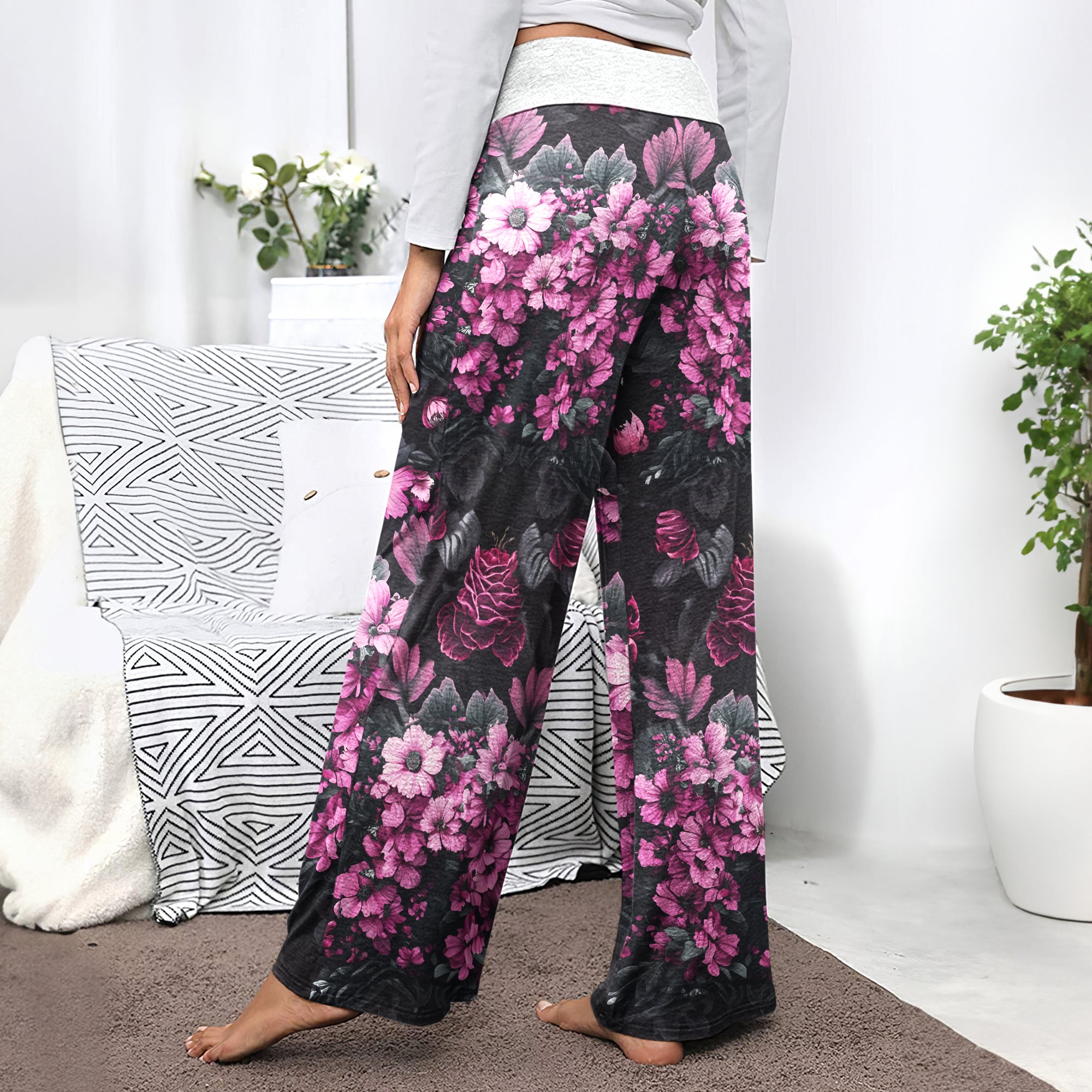 Pink Skull Flower Women's High-waisted Wide Leg Pants