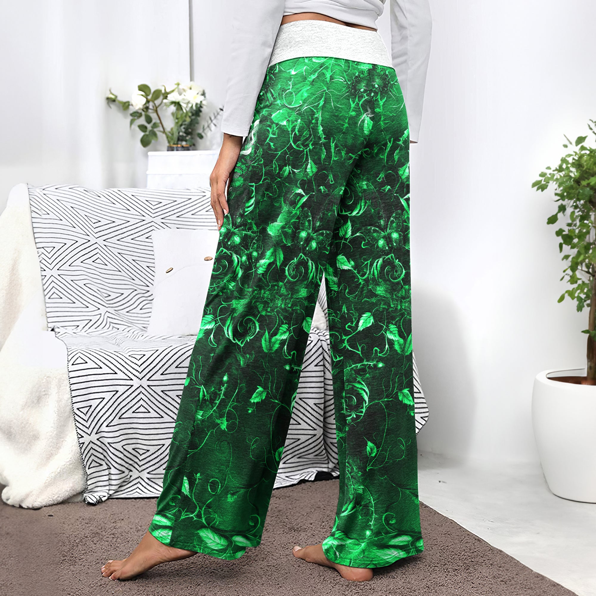 Green Skull Thorns Women's High-waisted Wide Leg Pants