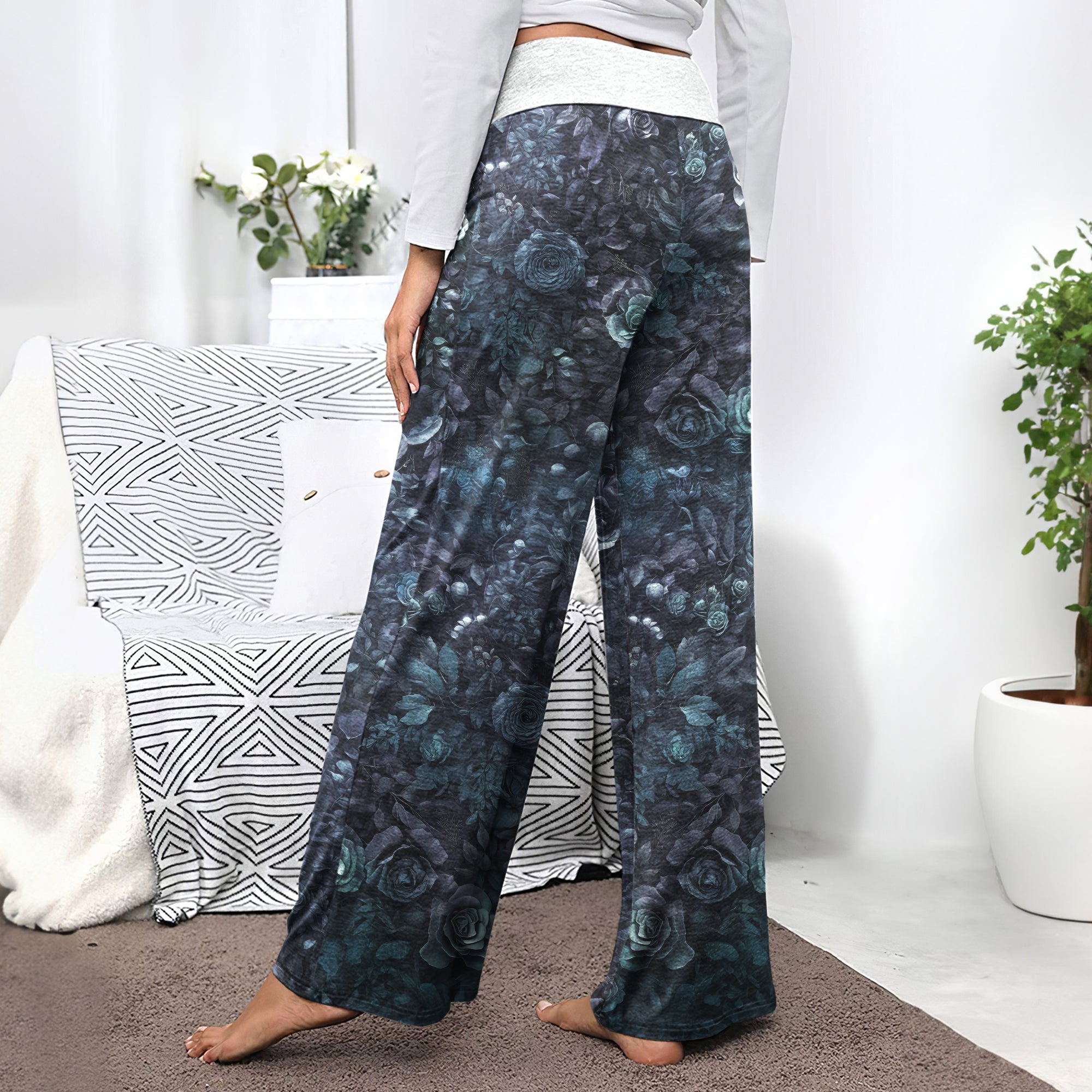 Dark Skull Rose Art Women's High-waisted Wide Leg Pants