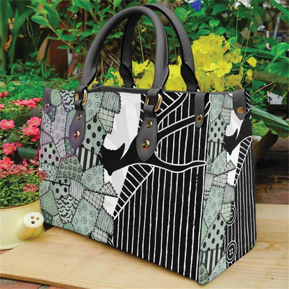 Wonder Skull structured tote bag solves the "I can't find anything in my bag" problem. The roomy interior fits your tablet, phone, wallet, water bottle, umbrella, and cosmetics — without the overstuffed look. Multiple interior pockets keep everything organized, so you're never digging around at checkout. Reinforced rivet corners and quality metal hardware ensure the bag holds up to daily use. Whether you're heading to work, running errands, or catching a flight, this tote keeps you looking put-together.