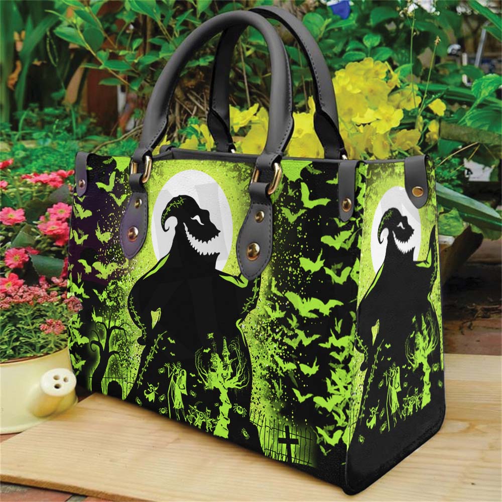 Wonder Skull structured tote bag solves the "I can't find anything in my bag" problem. The roomy interior fits your tablet, phone, wallet, water bottle, umbrella, and cosmetics — without the overstuffed look. Multiple interior pockets keep everything organized, so you're never digging around at checkout. Reinforced rivet corners and quality metal hardware ensure the bag holds up to daily use. Whether you're heading to work, running errands, or catching a flight, this tote keeps you looking put-together.