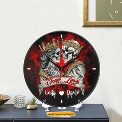 King & Queen Skull engraved clock, a sentimental keepsake for your special occasion and enduring love.