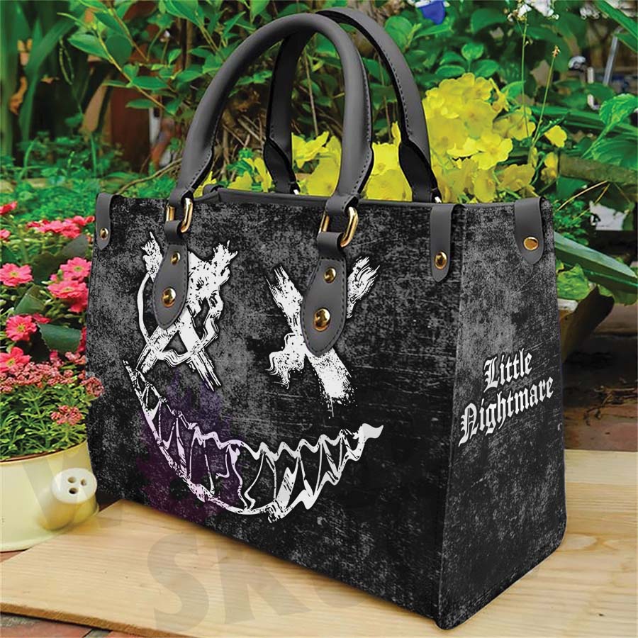 Wonder Skull structured tote bag solves the "I can't find anything in my bag" problem. The roomy interior fits your tablet, phone, wallet, water bottle, umbrella, and cosmetics — without the overstuffed look. Multiple interior pockets keep everything organized, so you're never digging around at checkout. Reinforced rivet corners and quality metal hardware ensure the bag holds up to daily use. Whether you're heading to work, running errands, or catching a flight, this tote keeps you looking put-together.