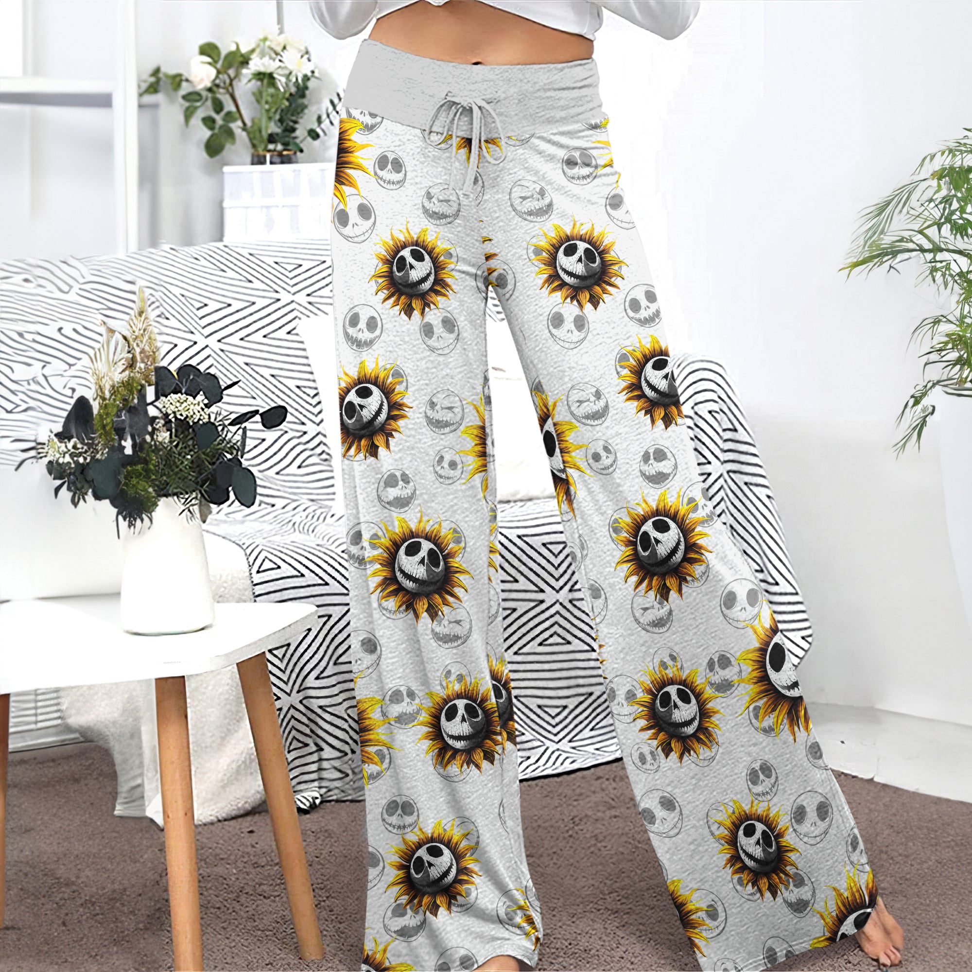 Flower Nightamre Patttern Women's High-waisted Wide Leg Pants