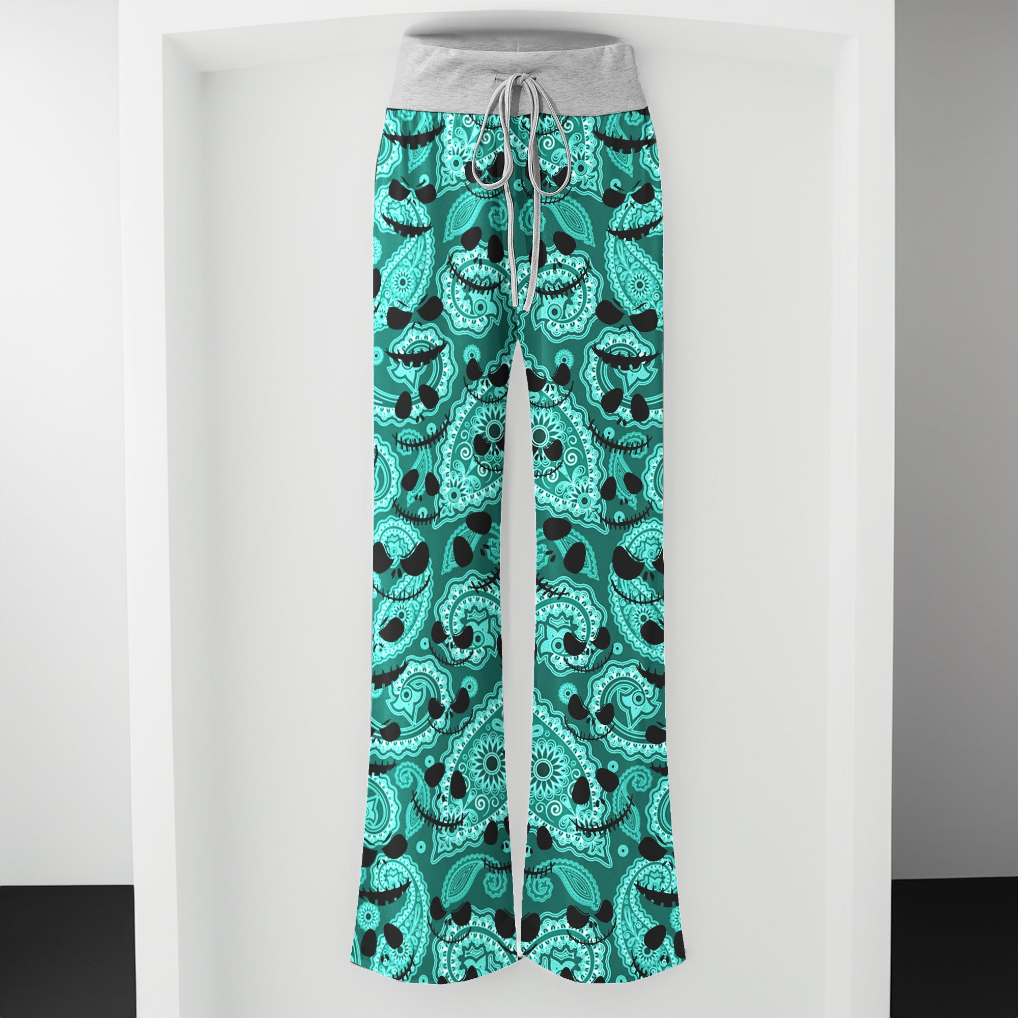 Cyan Whimsical Skull Paisley Women's High-waisted Wide Leg Pants