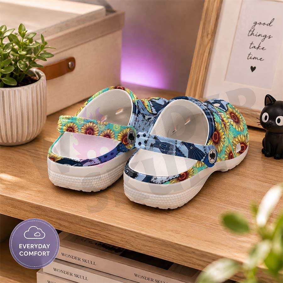 Wonder Skull Lightweight Clog Sandals are designed for all-day comfort. Featuring breathable ventilation holes, a cushioned footbed, and a pivoting heel strap, these versatile unisex clogs are perfect for use at home, outdoors, or at work — whatever your profession may be.