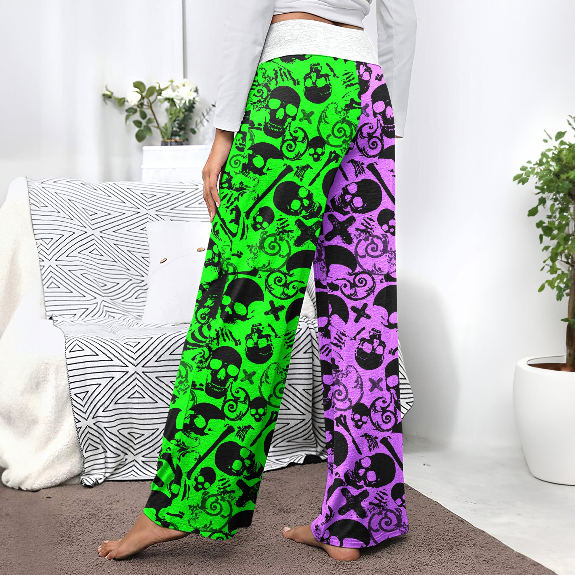 Radical Skull Graffiti Mix Women's High-waisted Wide Leg Pants