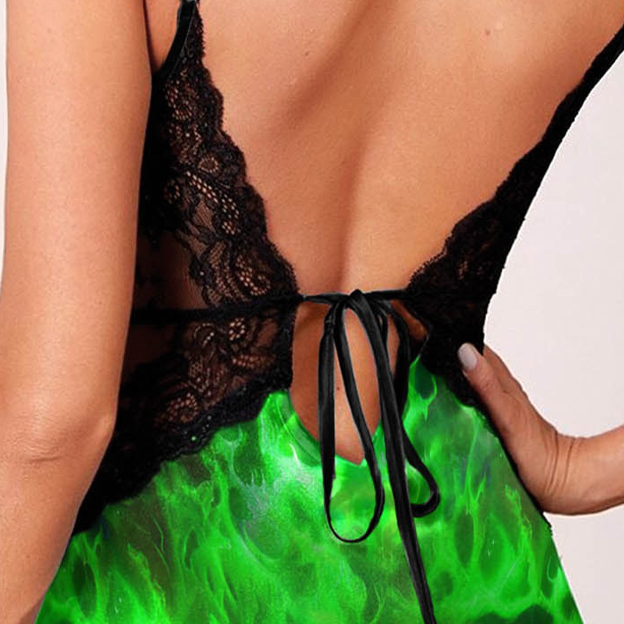 Green Skull Flaming Women's Back Lace Babydolls Nightgowns