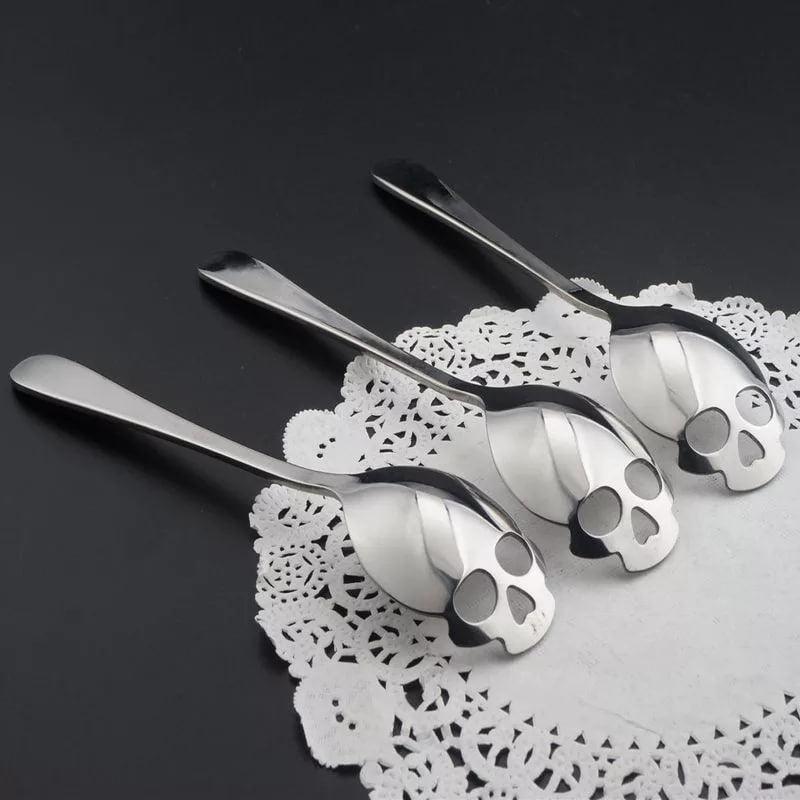 Gothic Skull-Shaped Teaspoon – Great Gift for Marketing, Punkrock, Biker & Tattoo Lovers 