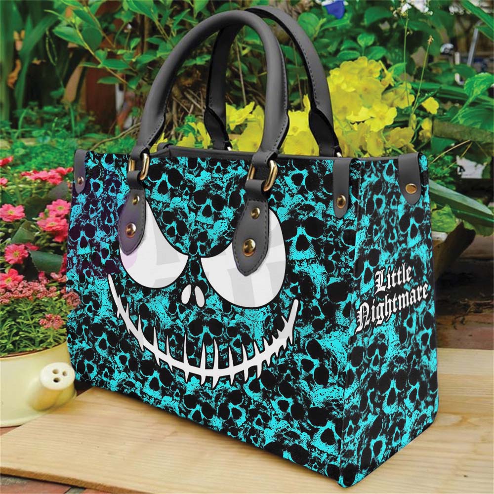 Wonder Skull structured tote bag solves the "I can't find anything in my bag" problem. The aoomy interior fits your tablet, phone, wallet, water bottle, umbrella, and cosmetics — without the overstuffed look. Multiple interior pockets keep everything organized, so you're never digging around at checkout. Reinforced rivet corners and quality metal hardware ensure the bag holds up to daily use. Whether you're heading to work, running errands, or catching a flight, this tote keeps you looking put-together.