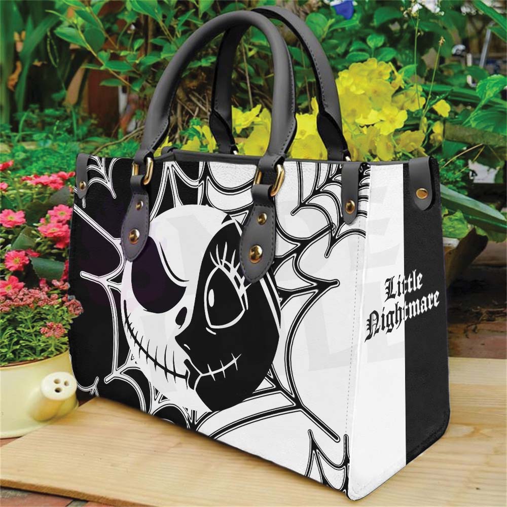 Wonder Skull structured tote bag solves the "I can't find anything in my bag" problem. The aoomy interior fits your tablet, phone, wallet, water bottle, umbrella, and cosmetics — without the overstuffed look. Multiple interior pockets keep everything organized, so you're never digging around at checkout. Reinforced rivet corners and quality metal hardware ensure the bag holds up to daily use. Whether you're heading to work, running errands, or catching a flight, this tote keeps you looking put-together.