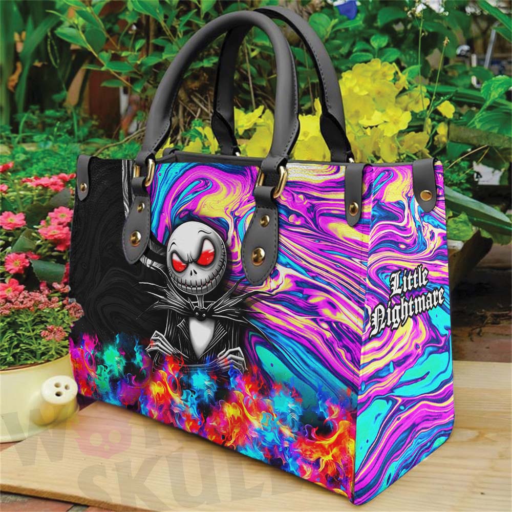 Wonder Skull structured tote bag solves the "I can't find anything in my bag" problem. The roomy interior fits your tablet, phone, wallet, water bottle, umbrella, and cosmetics — without the overstuffed look. Multiple interior pockets keep everything organized, so you're never digging around at checkout. Reinforced rivet corners and quality metal hardware ensure the bag holds up to daily use. Whether you're heading to work, running errands, or catching a flight, this tote keeps you looking put-together.