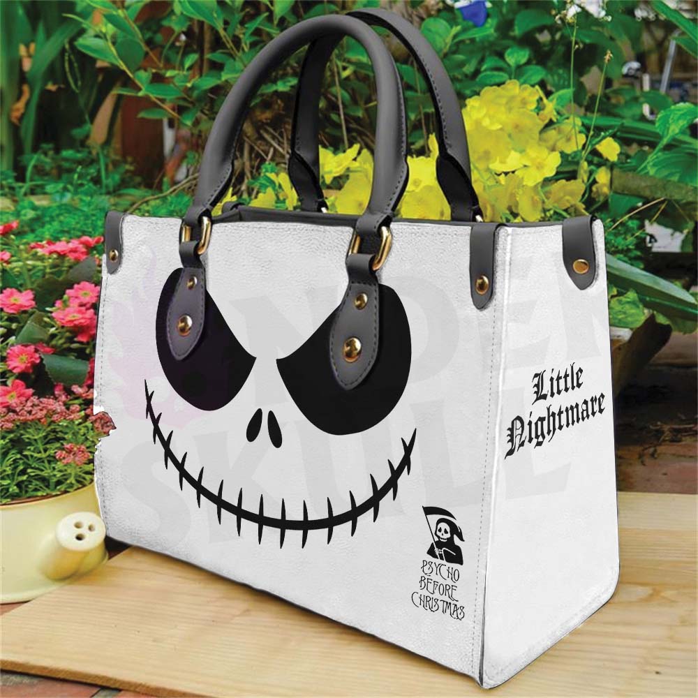 Wonder Skull structured tote bag solves the "I can't find anything in my bag" problem. The aoomy interior fits your tablet, phone, wallet, water bottle, umbrella, and cosmetics — without the overstuffed look. Multiple interior pockets keep everything organized, so you're never digging around at checkout. Reinforced rivet corners and quality metal hardware ensure the bag holds up to daily use. Whether you're heading to work, running errands, or catching a flight, this tote keeps you looking put-together.