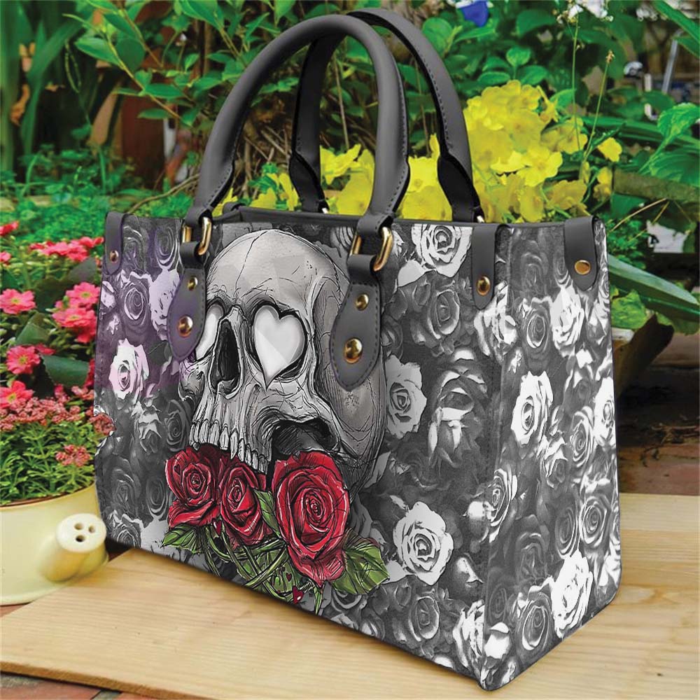 Wonder Skull structured tote bag solves the "I can't find anything in my bag" problem. The aoomy interior fits your tablet, phone, wallet, water bottle, umbrella, and cosmetics — without the overstuffed look. Multiple interior pockets keep everything organized, so you're never digging around at checkout. Reinforced rivet corners and quality metal hardware ensure the bag holds up to daily use. Whether you're heading to work, running errands, or catching a flight, this tote keeps you looking put-together.