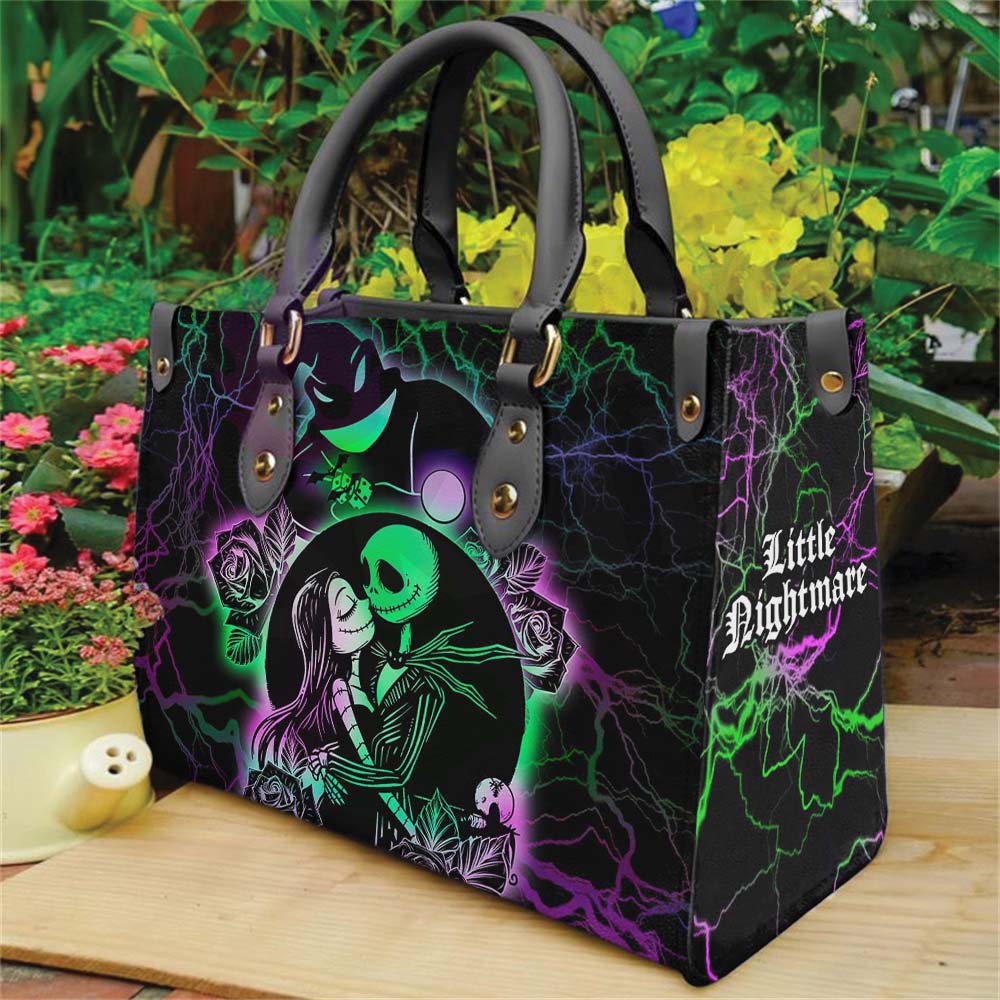 Wonder Skull structured tote bag solves the "I can't find anything in my bag" problem. The roomy interior fits your tablet, phone, wallet, water bottle, umbrella, and cosmetics — without the overstuffed look. Multiple interior pockets keep everything organized, so you're never digging around at checkout. Reinforced rivet corners and quality metal hardware ensure the bag holds up to daily use. Whether you're heading to work, running errands, or catching a flight, this tote keeps you looking put-together.