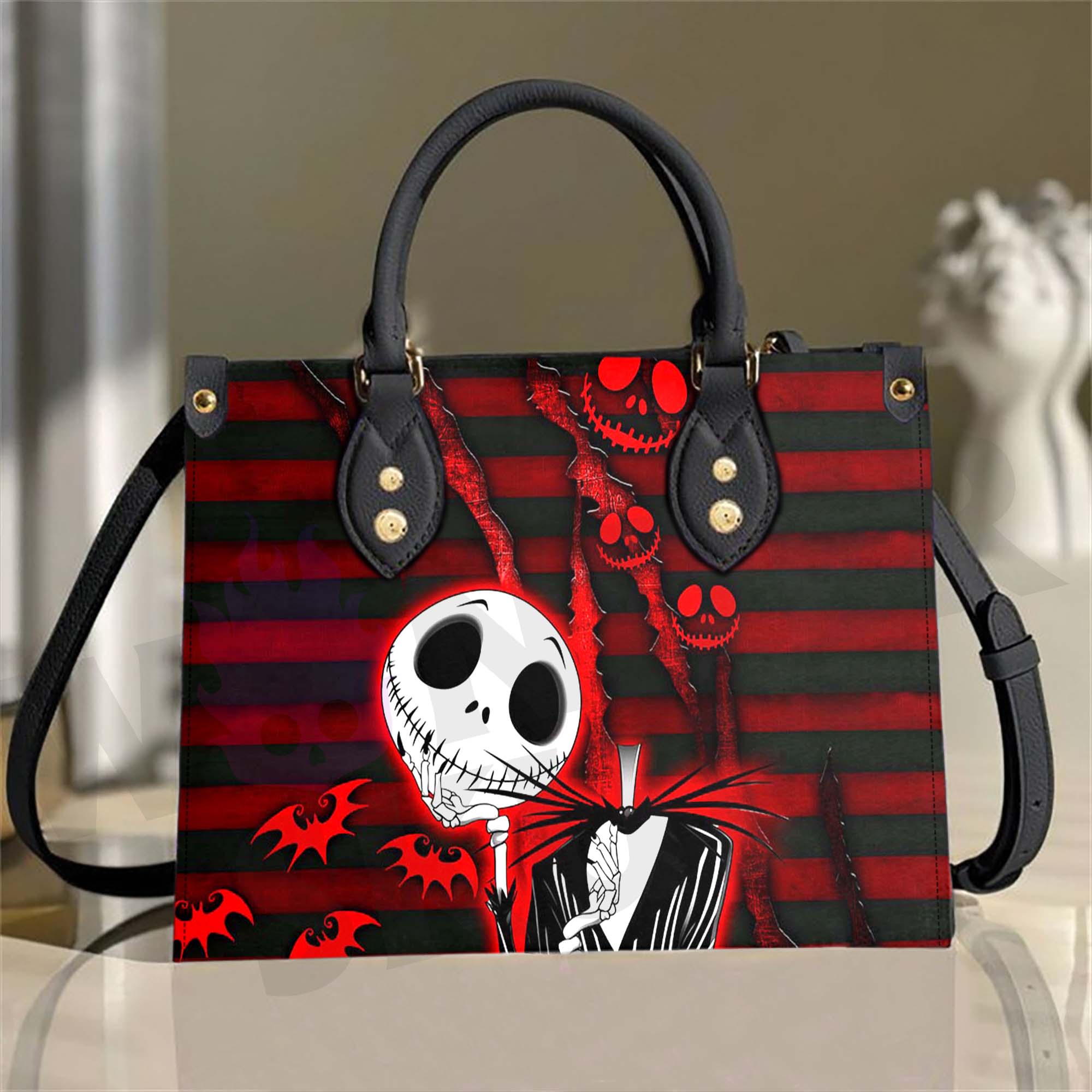 Wonder Skull structured tote bag solves the "I can't find anything in my bag" problem. The aoomy interior fits your tablet, phone, wallet, water bottle, umbrella, and cosmetics — without the overstuffed look. Multiple interior pockets keep everything organized, so you're never digging around at checkout. Reinforced rivet corners and quality metal hardware ensure the bag holds up to daily use. Whether you're heading to work, running errands, or catching a flight, this tote keeps you looking put-together.