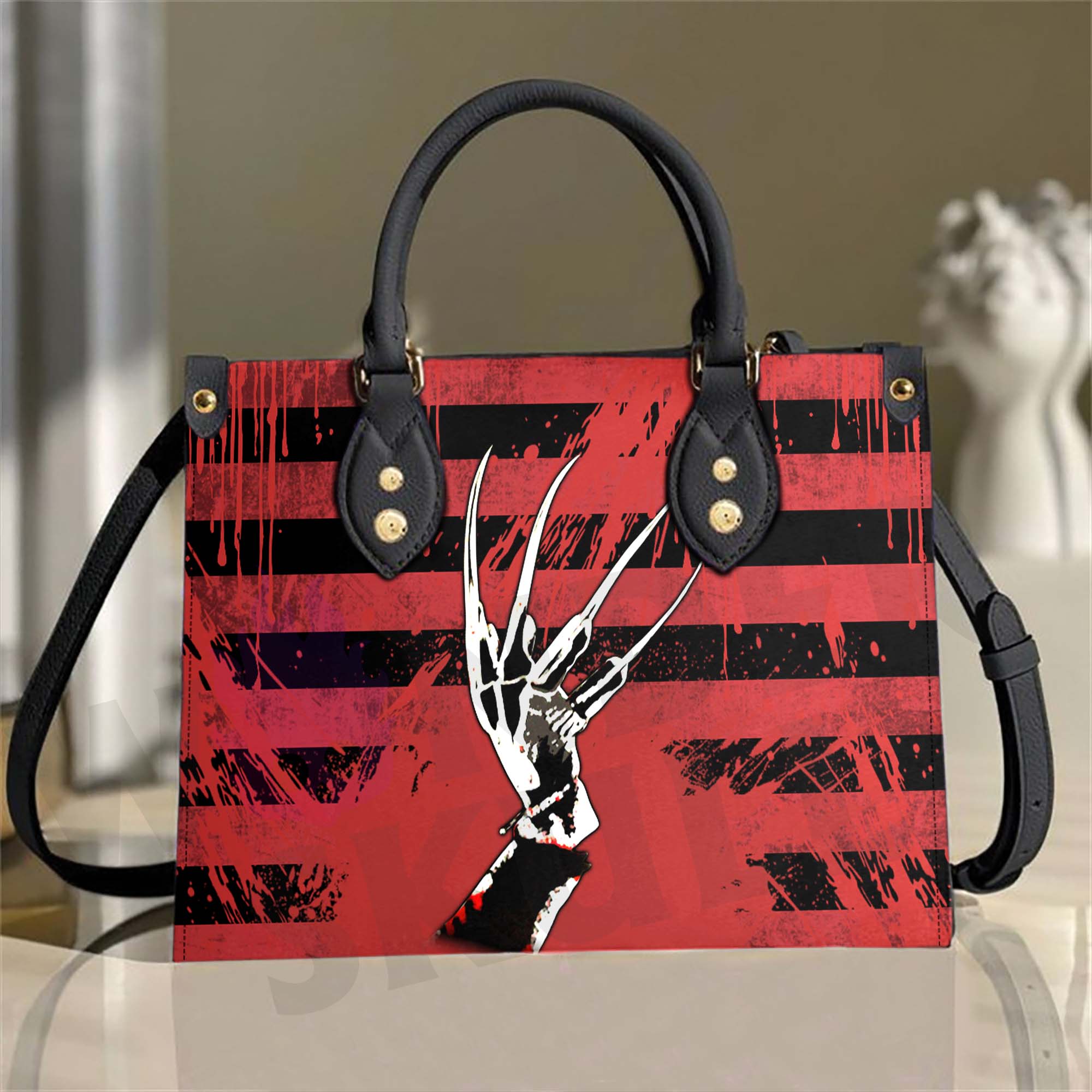 Wonder Skull structured tote bag solves the "I can't find anything in my bag" problem. The aoomy interior fits your tablet, phone, wallet, water bottle, umbrella, and cosmetics — without the overstuffed look. Multiple interior pockets keep everything organized, so you're never digging around at checkout. Reinforced rivet corners and quality metal hardware ensure the bag holds up to daily use. Whether you're heading to work, running errands, or catching a flight, this tote keeps you looking put-together.