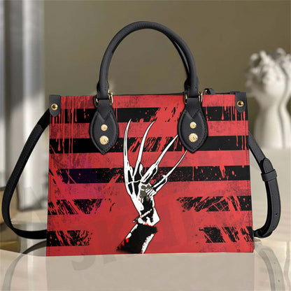 Wonder Skull structured tote bag solves the "I can't find anything in my bag" problem. The aoomy interior fits your tablet, phone, wallet, water bottle, umbrella, and cosmetics — without the overstuffed look. Multiple interior pockets keep everything organized, so you're never digging around at checkout. Reinforced rivet corners and quality metal hardware ensure the bag holds up to daily use. Whether you're heading to work, running errands, or catching a flight, this tote keeps you looking put-together.
