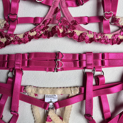 Women's Lingerie Set with Sensual Open Garter Belt, Bra, and Panty from Wonder Skull Store. Meticulously crafted to bring an air of intrigue and romance into your intimate moments. Designed to accentuate feminine curves for an irresistibly attractive look. Made from lightweight, breathable materials for extended comfort. Easy-to-wear and remove garter straps for practicality and sexiness. Versatile ensemble to mix and match for numerous stylistic expressions.