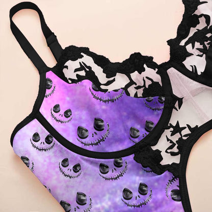 Wonder Skull Wicked Wink Lace Garter Bodysuit combines edgy style with comfort. Featuring a bold skull pattern, shimmering violet color, embroidered cups, and adjustable garters, this curve-flattering lingerie is perfect for lounging or showing off. Add a daring touch to your collection with this stylish, sultry piece.