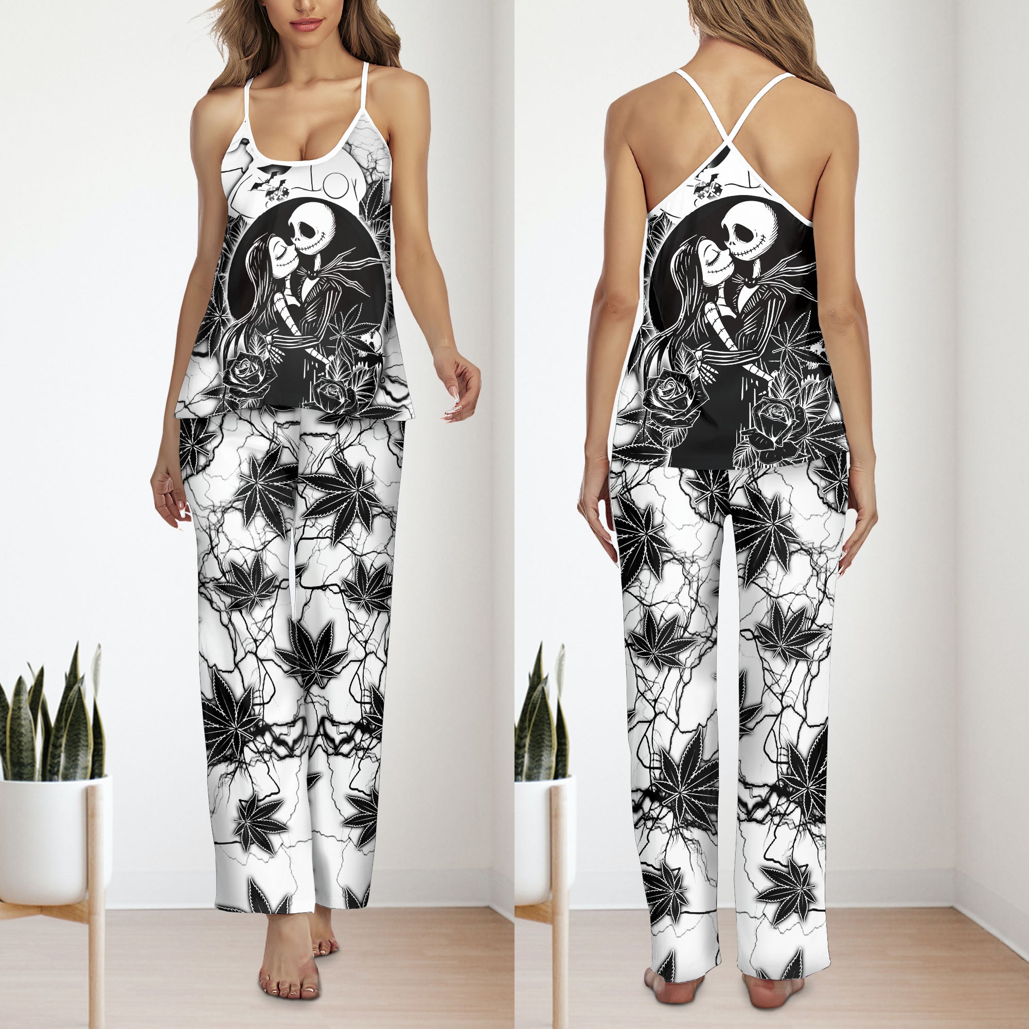 Black Couple Leaf Art Cami Pajamas Sets For Women Sleepwears Combo
