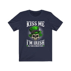 Funny Kiss Me I'm Irish And Vaccinated Skull T-Shirt - Wonder Skull