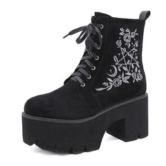 Black Flower Comfortable Goth Shoes, Adorable Platform Shoes For Women - Wonder Skull