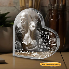 She's Got My Heart - Customized Skull Couple Crystal Heart Anniversary Gifts - Wonder Skull
