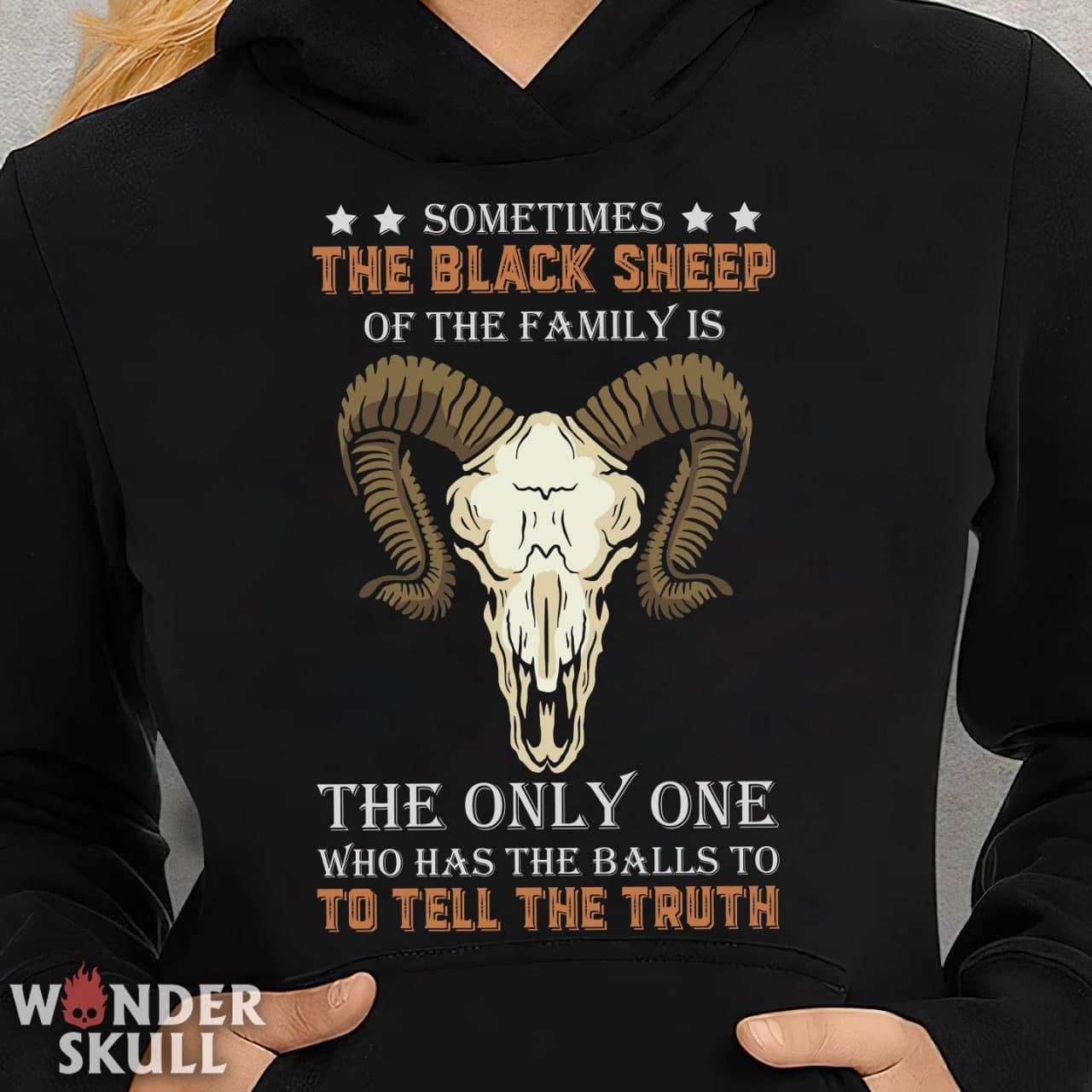 The Black Sheep Of The Family Unisex Heavy Blend™ Hooded Sweatshirt - Wonder Skull